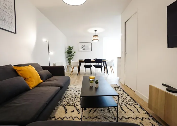 Spacious Near The Champs De Mars * Paris