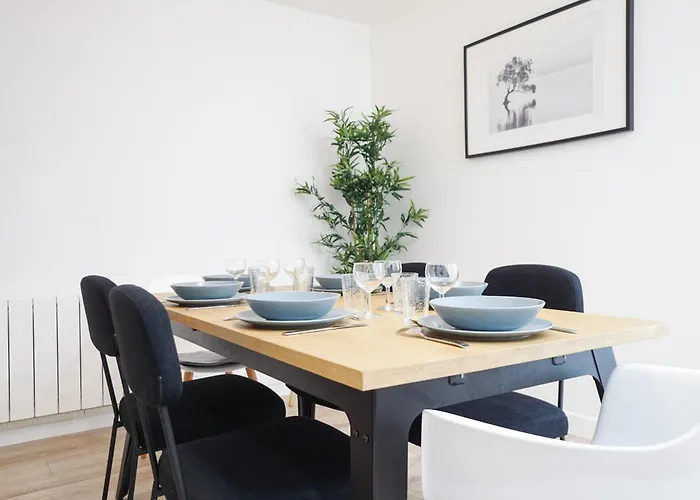 Apartment Spacious Near The Champs De Mars
