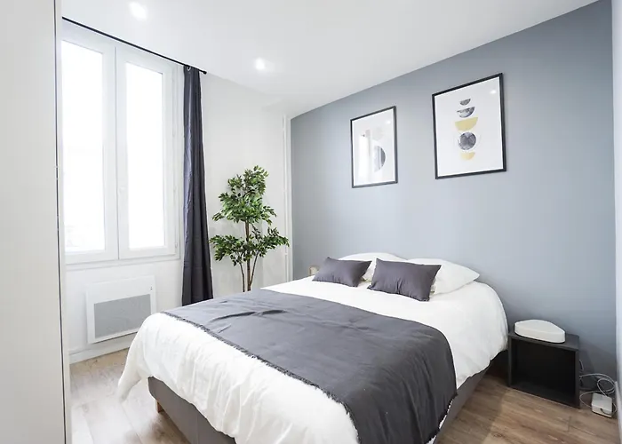Spacious Near The Champs De Mars Apartment *