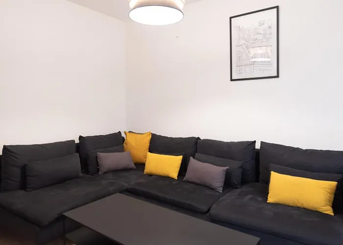 Spacious Near The Champs De Mars Paris