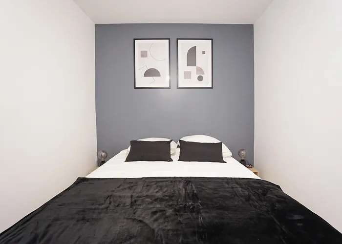 Spacious Near The Champs De Mars